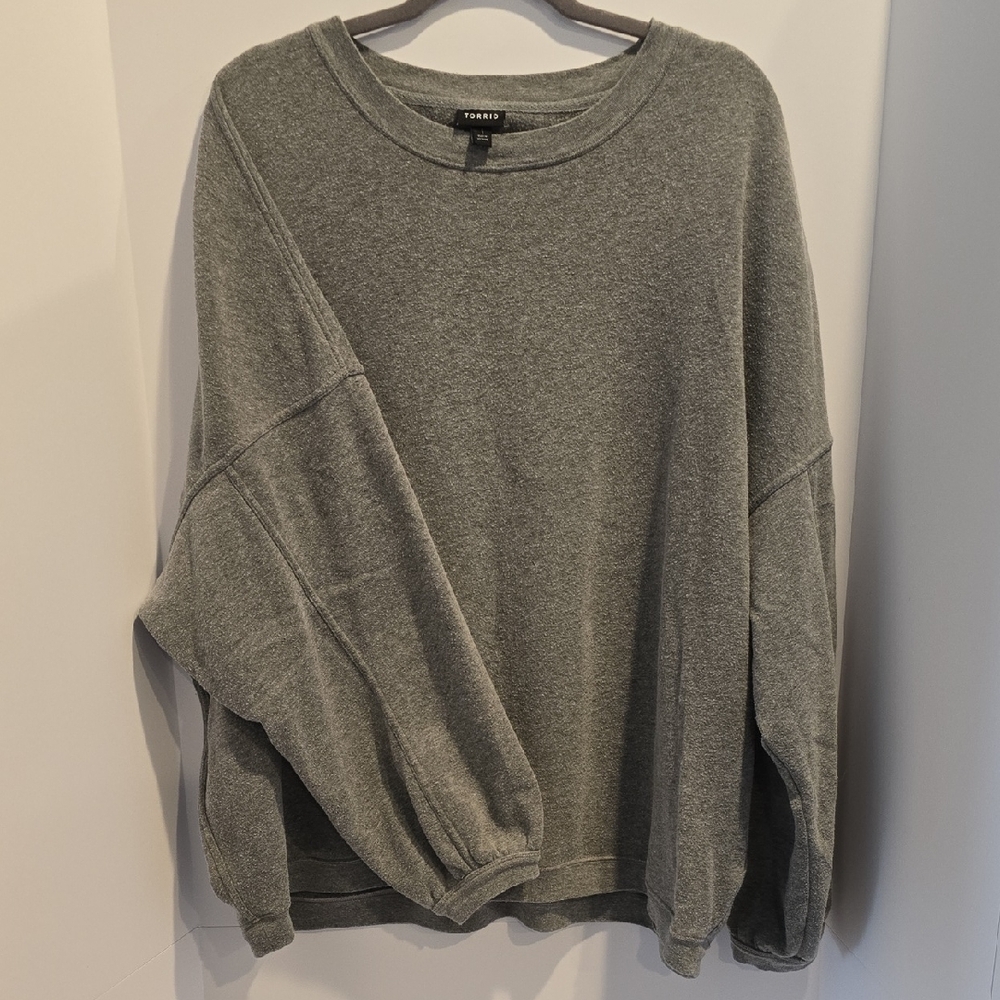 torrid Charcoal Gray Oversized Crewneck Sweatshirt 01